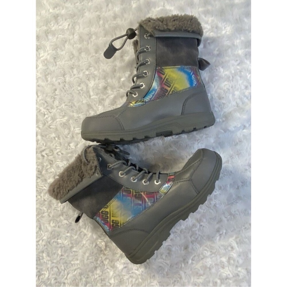 UGG Gray and Iridescent girls Winter Boots Butte II